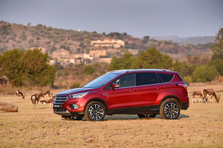  Ford Kuga 2017 года  (ZA) (фото 32 из 40)